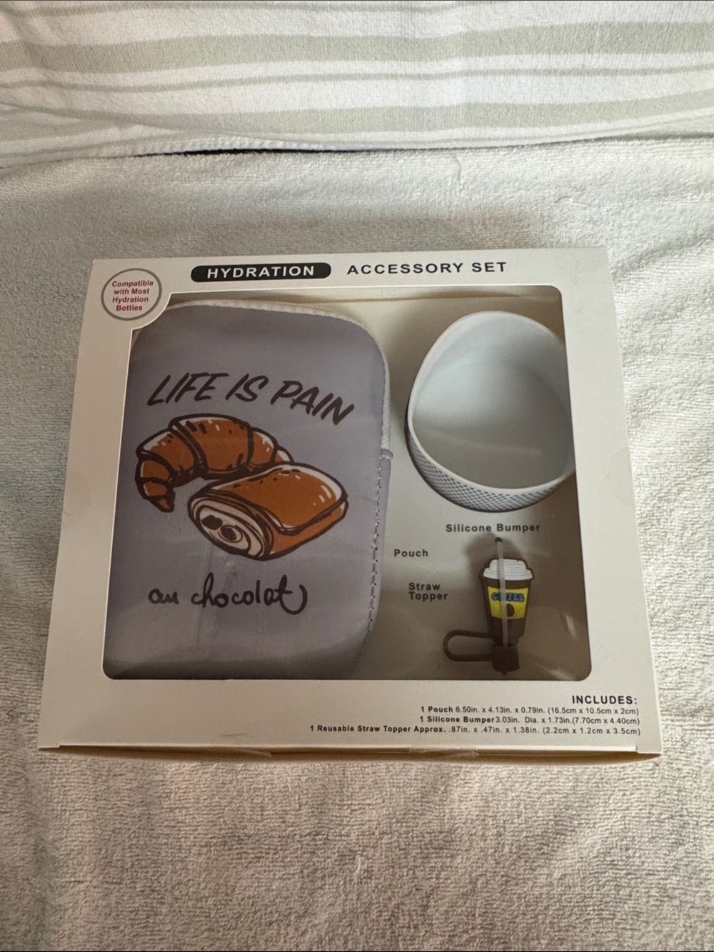 Hydration Accessory Set - Gray Pouch with Croissant Design